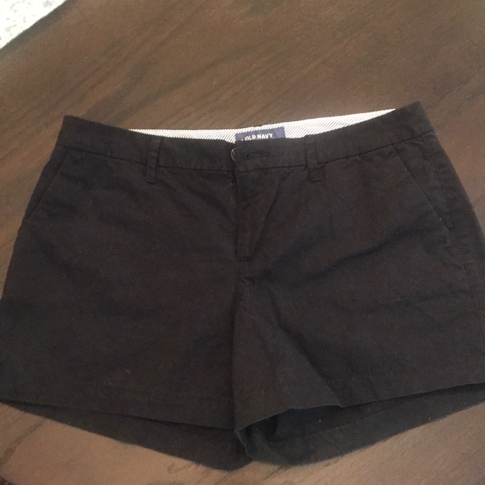 Old navy black everyday short sz 6